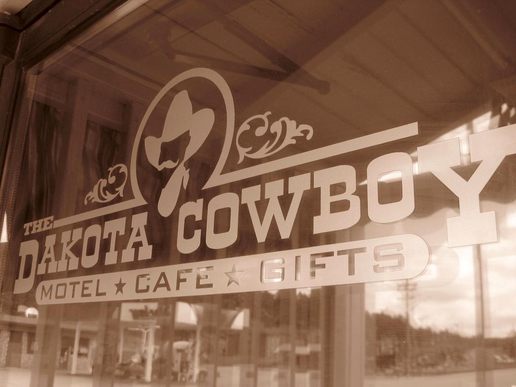 Dakota Cowboy Inn Custer Szoba fotó